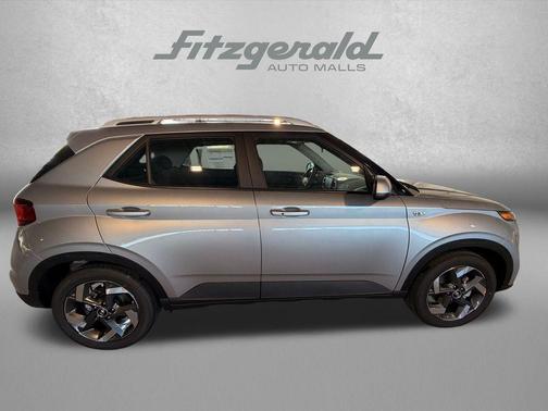 Shimmering Silver 2026 Hyundai VENUE SEL
