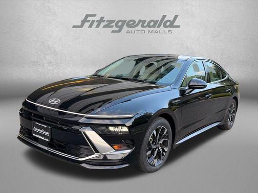 Abyss Black 2025 Hyundai SONATA SEL