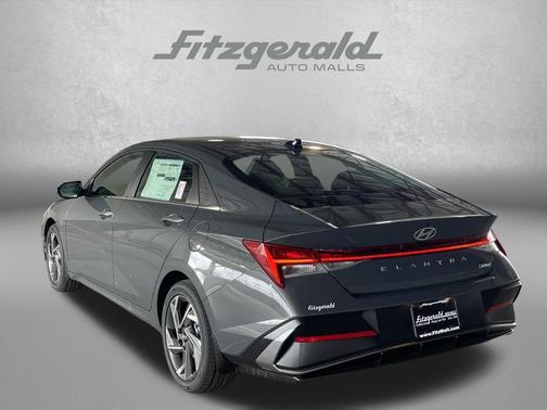 Ecotronic Gray 2026 Hyundai ELANTRA Limited