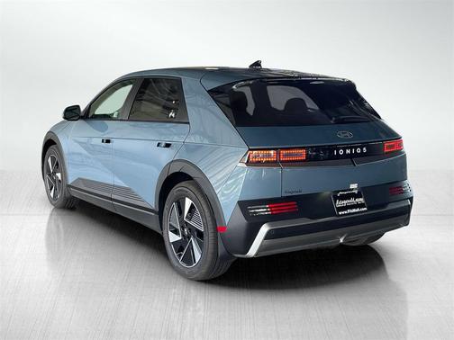 2025 Hyundai IONIQ 5 SE
