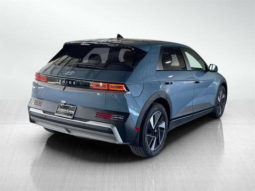 2025 Hyundai IONIQ 5 SE
