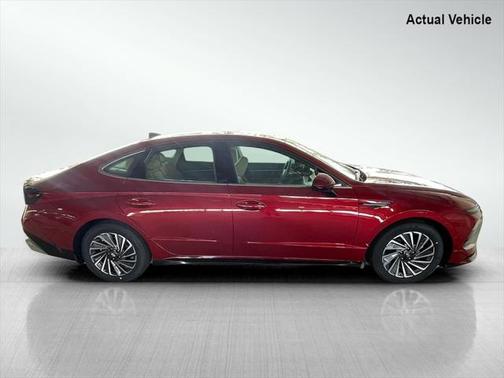 2025 Hyundai SONATA Hybrid Limited