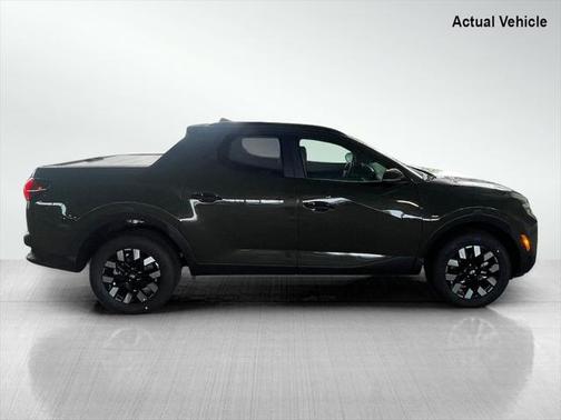 2025 Hyundai SANTA CRUZ SEL Activity