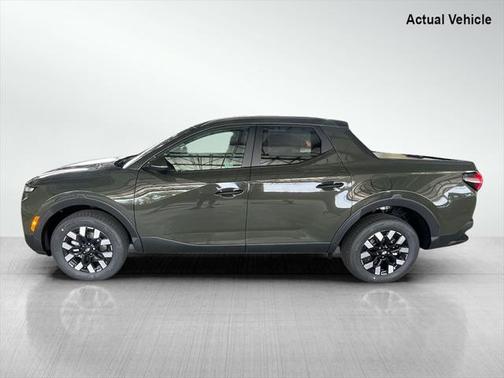 2025 Hyundai SANTA CRUZ SEL Activity