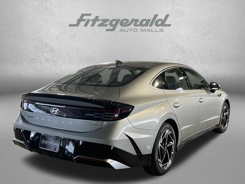 2026 Hyundai SONATA SEL