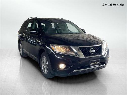 2016 Nissan Pathfinder SL