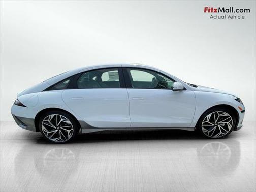2025 Hyundai IONIQ 6 SEL