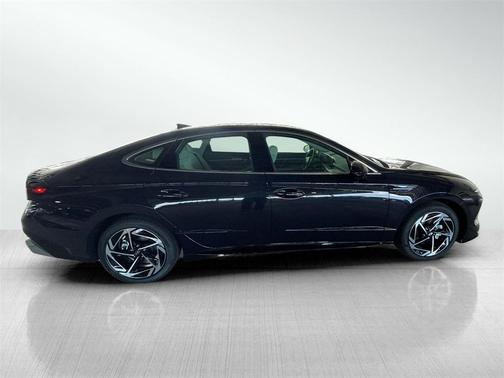 2026 Hyundai SONATA SEL