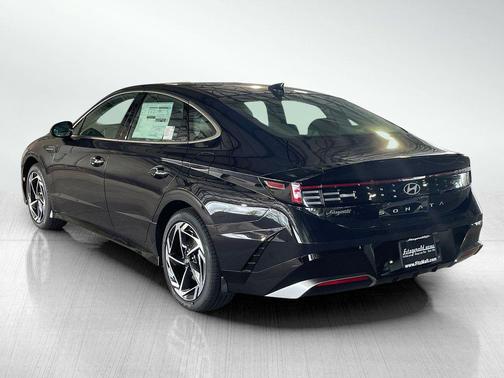 2026 Hyundai SONATA SEL