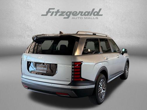 Typhoon Silver Metallic 2026 Hyundai PALISADE SEL Premium 8P