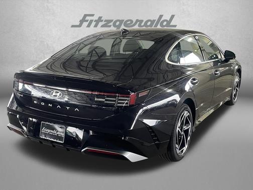 2026 Hyundai SONATA SEL