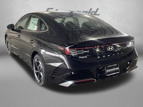 2026 Hyundai SONATA SEL