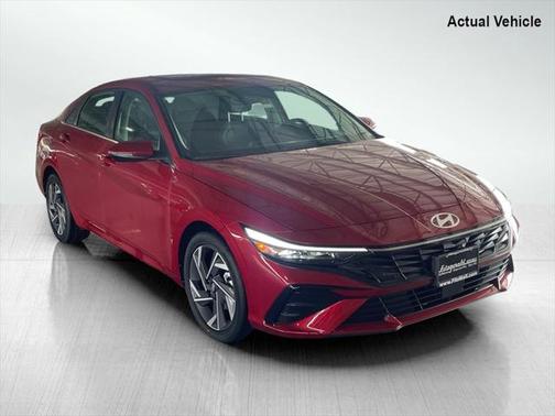 2025 Hyundai ELANTRA Limited