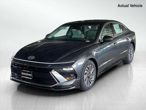 2025 Hyundai SONATA Hybrid SE