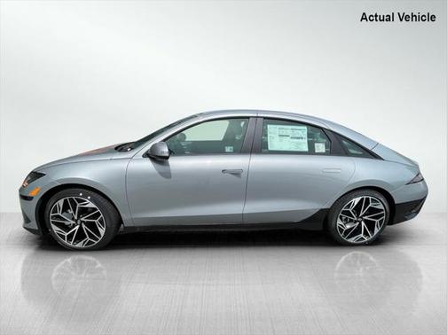 2025 Hyundai IONIQ 6 SE