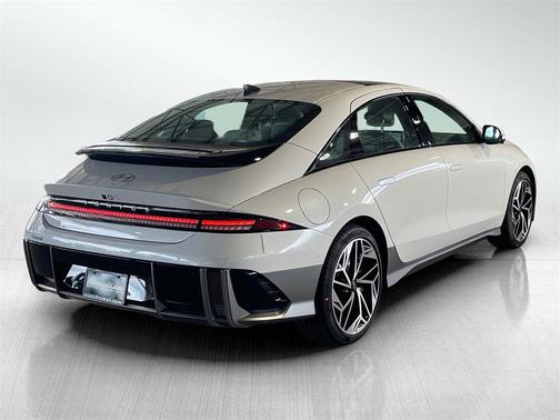 2025 Hyundai IONIQ 6 Limited
