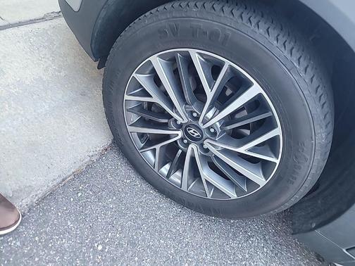 Stellar Silver 2020 Hyundai TUCSON SEL