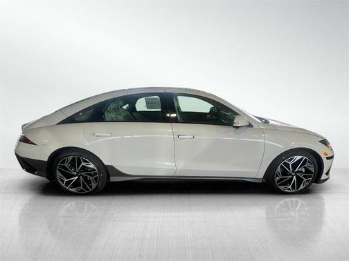 2025 Hyundai IONIQ 6 Limited
