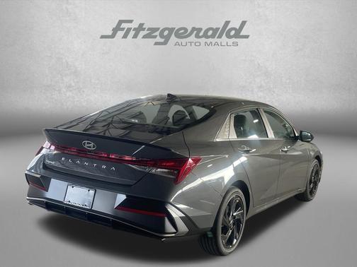 Ecotronic Gray 2026 Hyundai ELANTRA Sport