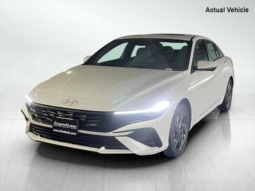 2025 Hyundai ELANTRA Limited