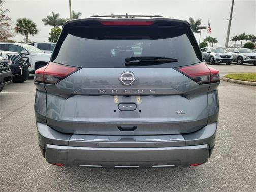 2024 Nissan Rogue SL