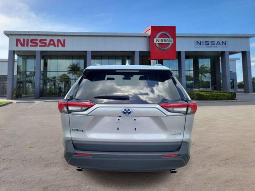 Silver Sky Metallic 2024 Toyota RAV4 Hybrid XLE
