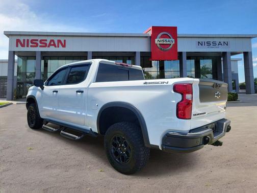 Summit White 2024 Chevrolet Silverado 1500 ZR2