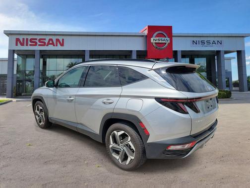 Shimmering Silver 2024 Hyundai TUCSON Limited
