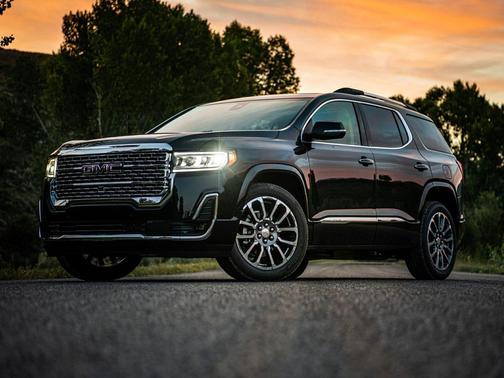 White Frost Tricoat 2021 GMC Acadia Denali