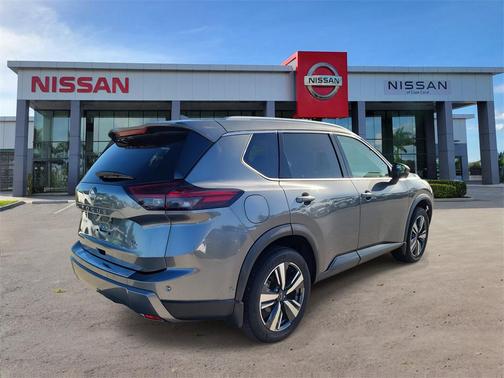 2024 Nissan Rogue SL