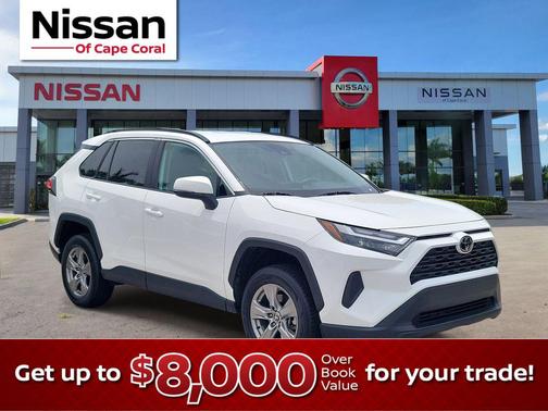 Ice Cap 2024 Toyota RAV4 XLE