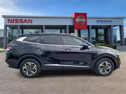 2025 Kia Sportage LX