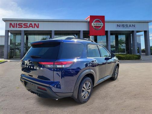 2025 Nissan Pathfinder SV FWD