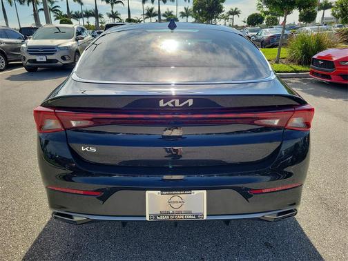 2024 Kia K5 EX
