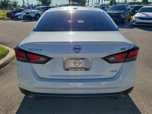 2020 Nissan Altima SR Intelligent AWD