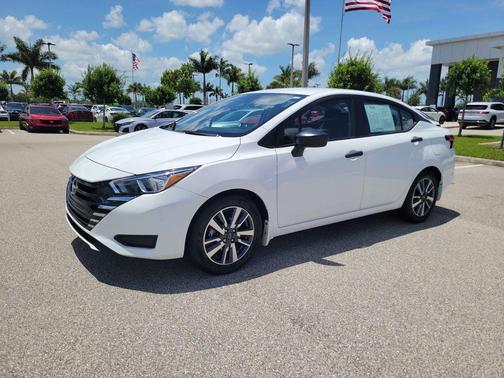 Fresh Powder 2024 Nissan Versa 1.6 S