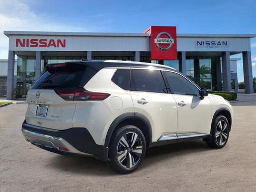 2022 Nissan Rogue Platinum