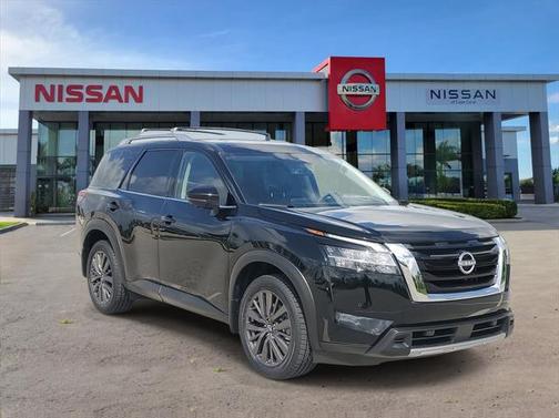 2024 Nissan Pathfinder SL FWD