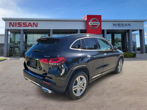 2021 Mercedes-Benz GLA 250 Base 4MATIC