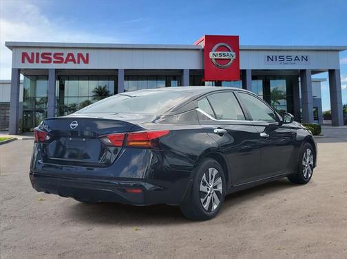 2023 Nissan Altima S FWD