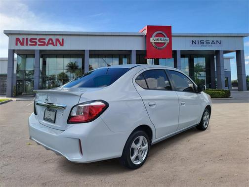 2022 Mitsubishi Mirage G4 ES