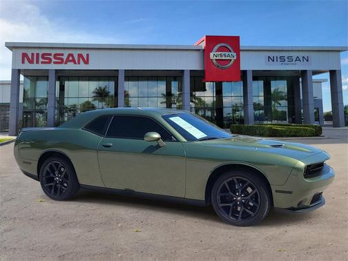2021 Dodge Challenger SXT