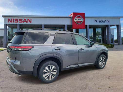 Gun Metallic 2026 Nissan Pathfinder SL
