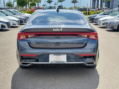 2022 Kia K5 LXS