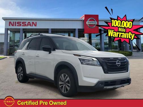 2023 Nissan Pathfinder SL FWD