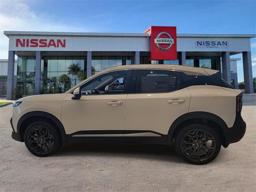2025 Nissan Kicks SR