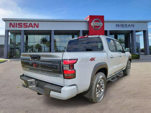 Boulder Gray Pearl 2026 Nissan Frontier PRO-4X