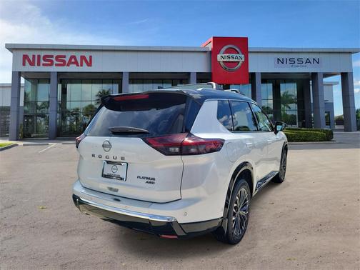 2026 Nissan Rogue Platinum