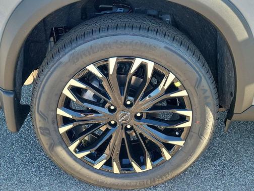 Boulder Gray Pearl 2026 Nissan Rogue SV