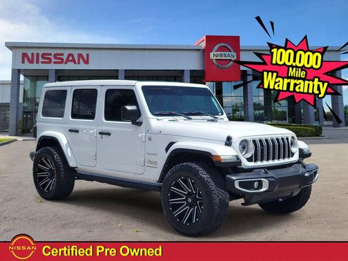 Bright White Clearcoat 2024 Jeep Wrangler 4-Door Sahara 4x4